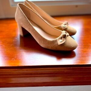 Kate Spade Brown Heels with Bow Accent
